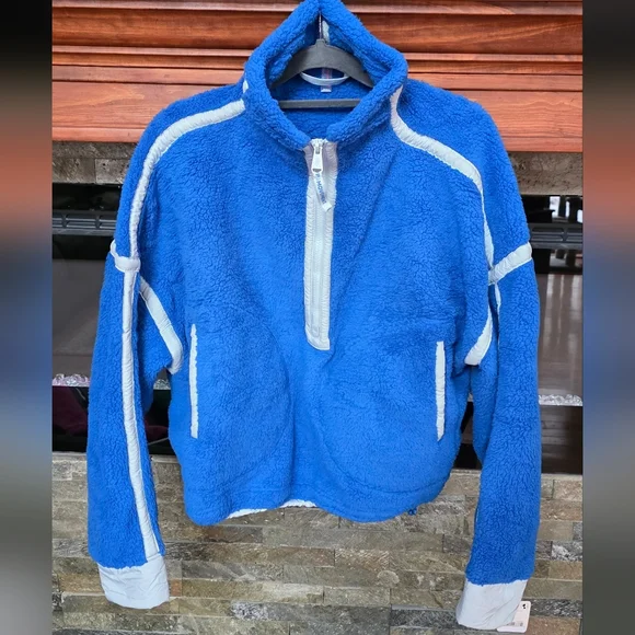 Free people mountain high, half zip pull over. NWT. Size Small. Price Firm. - Picture 3 of 6